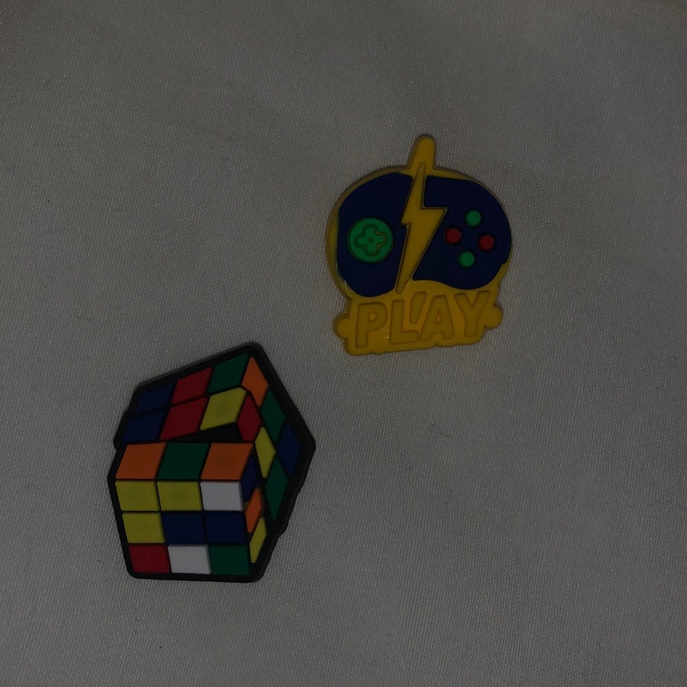 Game: Set of 2 croc charms
